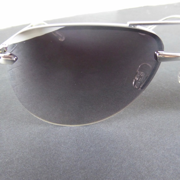 Quay Australia Sunnies Sunglasses W Cases Bundle - Picture 14 of 15